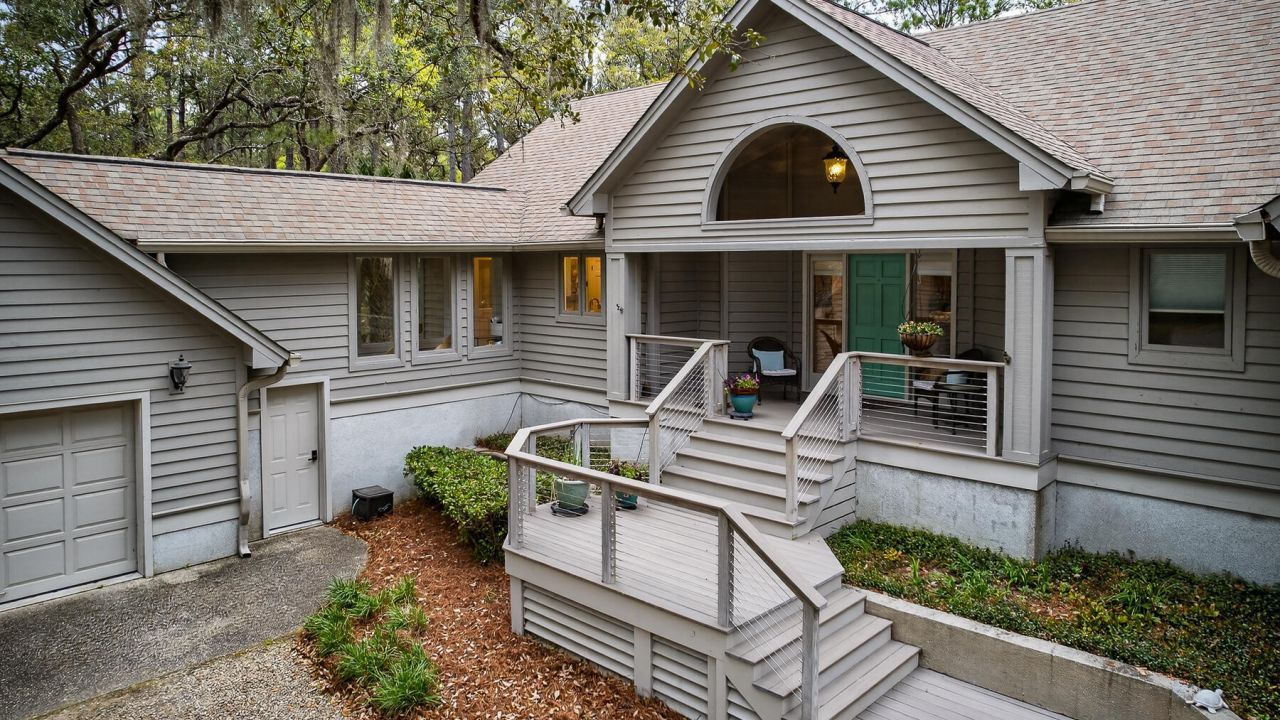 2430 Andell Way Photo 2