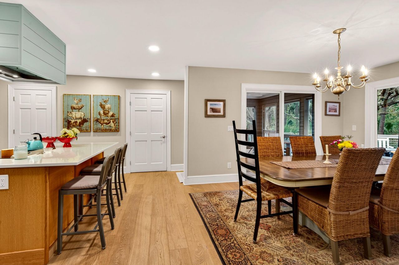 2430 Andell Way Photo 22