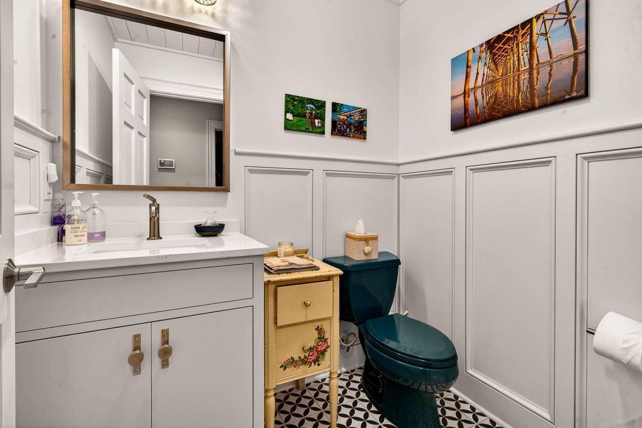 2430 Andell Way Photo 27