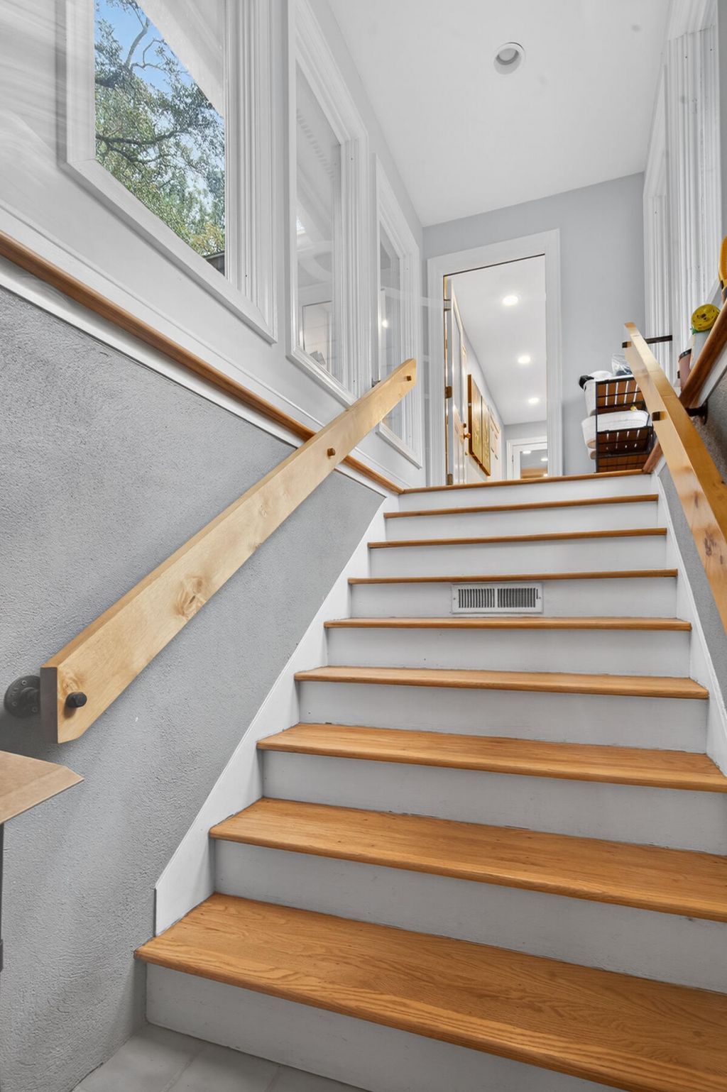 2430 Andell Way Photo 41