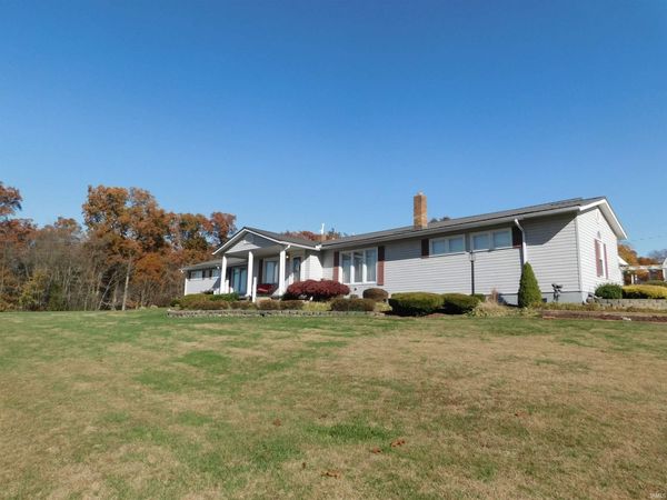 6253 N Marshall Road, Campbellsburg, IN 47108