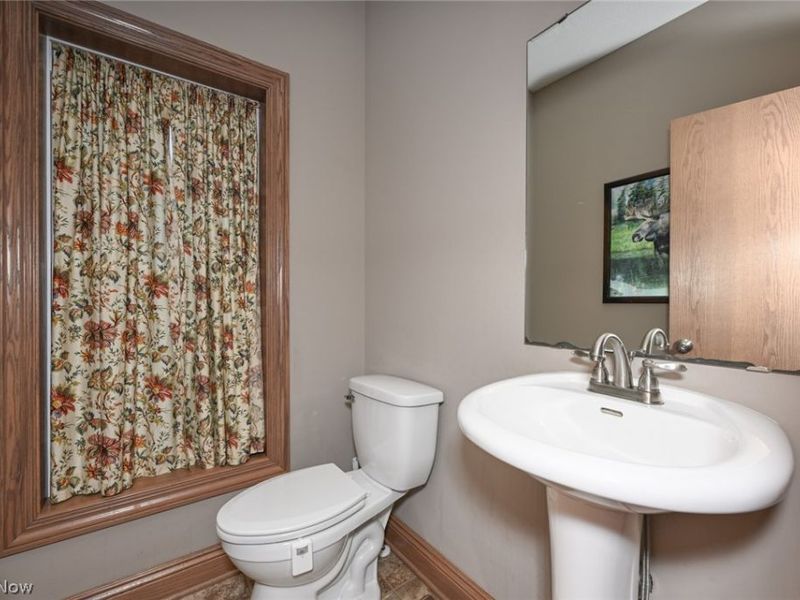 12345 Stafford Road , Chagrin Falls, OH 44023 Photo 17