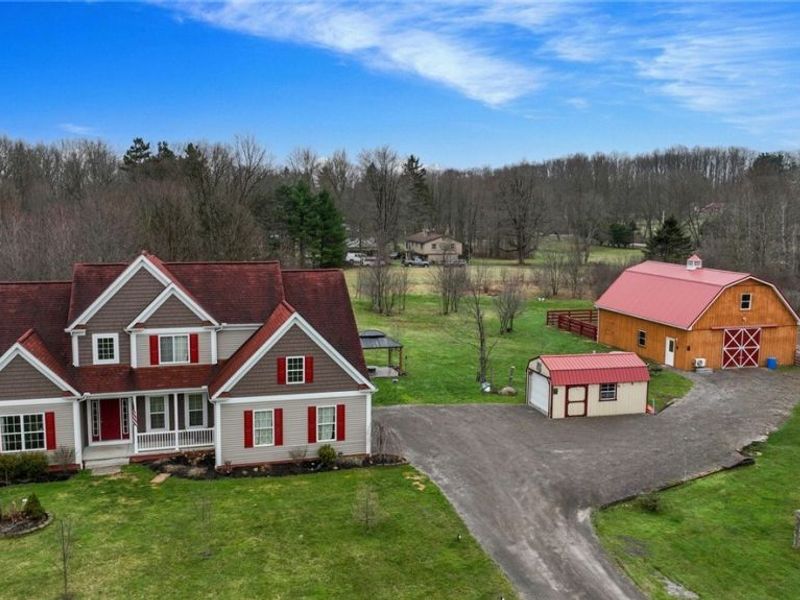 12345 Stafford Road , Chagrin Falls, OH 44023 Photo 3