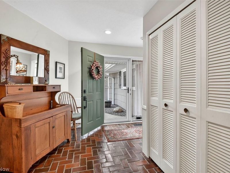 19825 Deer Run Lane, Strongsville, OH 44149 Photo 29