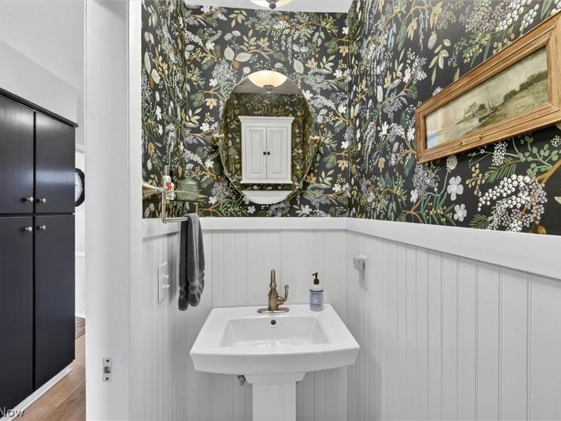 19825 Deer Run Lane, Strongsville, OH 44149 Photo 31