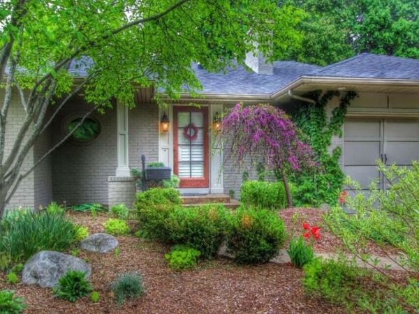 2020 Argentina Drive SE, Grand Rapids, MI 49506