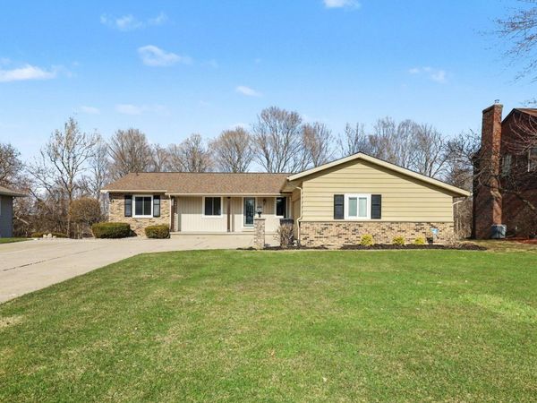 8270 Birchwood Avenue, Jenison, MI 49428