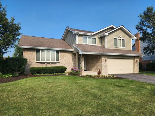 22100 Princeton Circle , Frankfort, IL 60423