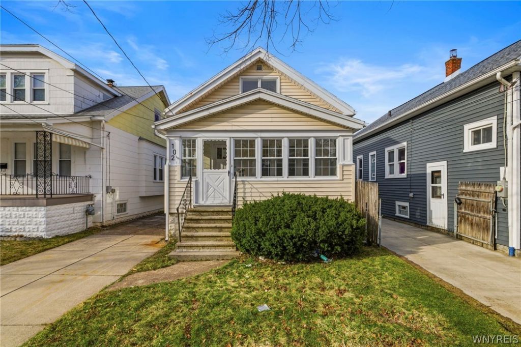 102 Rosedale Street, Buffalo, NY 14207 Main Photo
