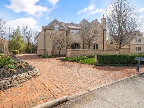 7871 Calverton Square, New Albany, OH 43054