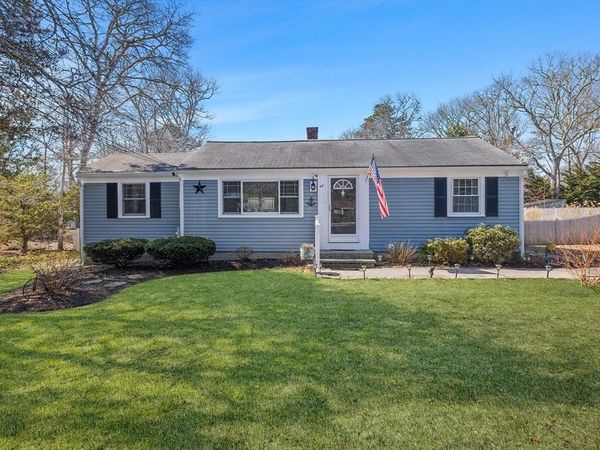47 Nobby Ln, Yarmouth, MA 02673