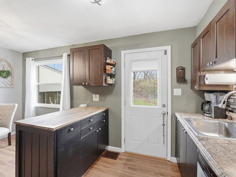 1216 Alwil Drive, Cincinnati, OH 45215 Photo 13