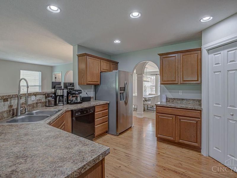 1942 Chase Avenue, Cincinnati, OH 45223 Photo 13