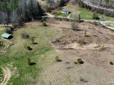 Lot #3 Hopewell Hawks point road, Beattyville, KY 41311