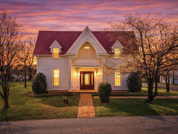 107 Mechanic St N, Lynchburg, TN 37352