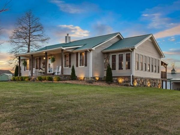 3130 New Hall Rd, Greenbrier, TN 37073