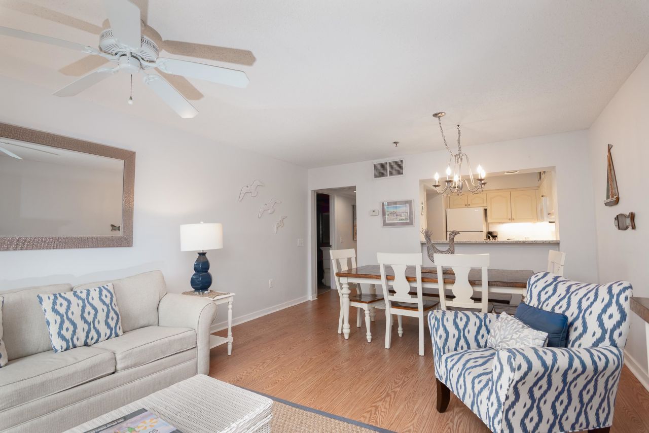 410 Melrose Pl.  Photo 14