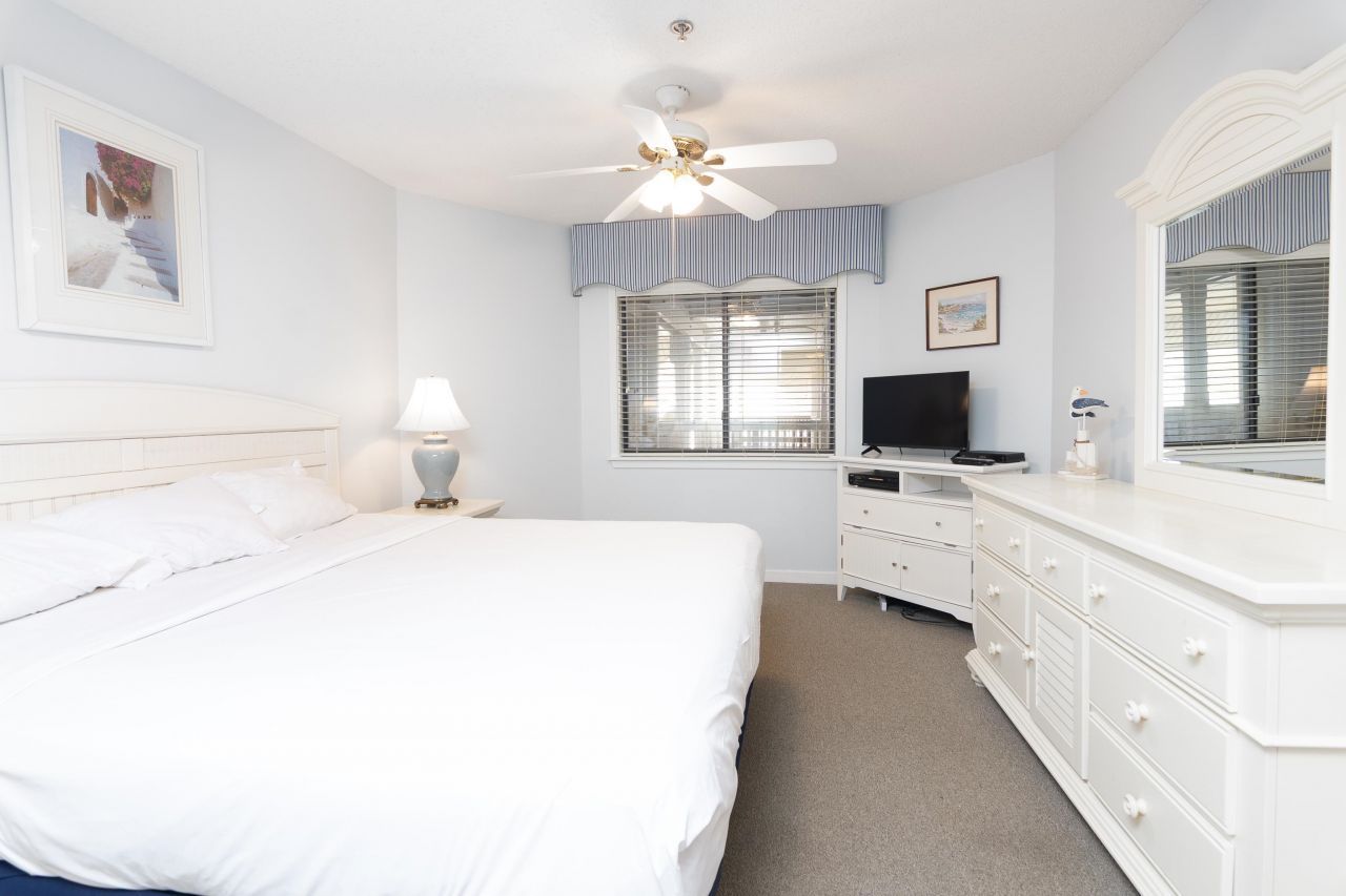 410 Melrose Pl.  Photo 20