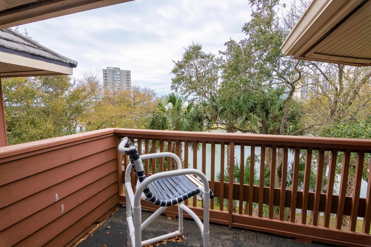 410 Melrose Pl.  Photo 30