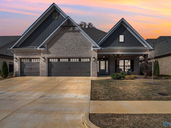 1904 Rosebury Lane SW, Huntsville, AL 35803