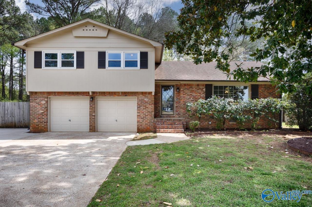 2035 Cameron Road, Huntsville, AL 35802 Main Photo