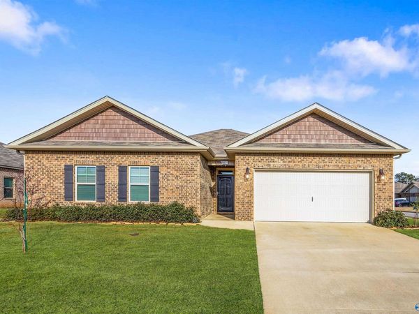 25247 Delilah Circle, Athens, AL 35613
