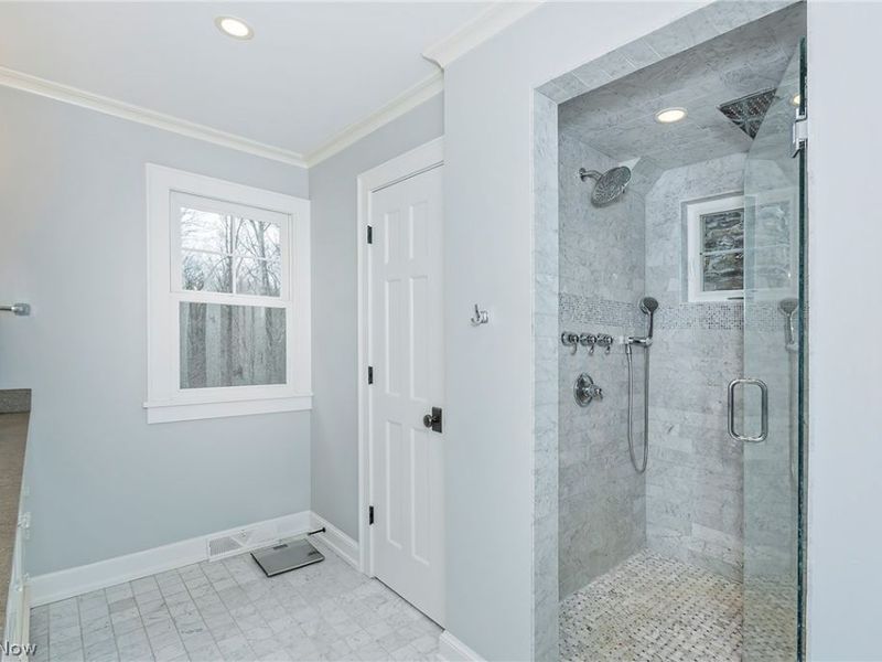 449 N Main Street , Chagrin Falls, OH 44022 Photo 23