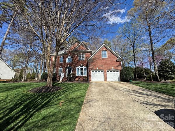 6301 Crown Hill Drive , Mint Hill, NC 28227