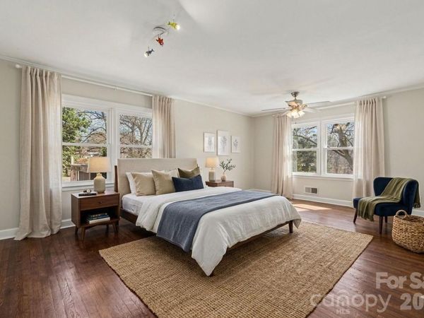 602 Mcadenville Road, Belmont, NC 28012