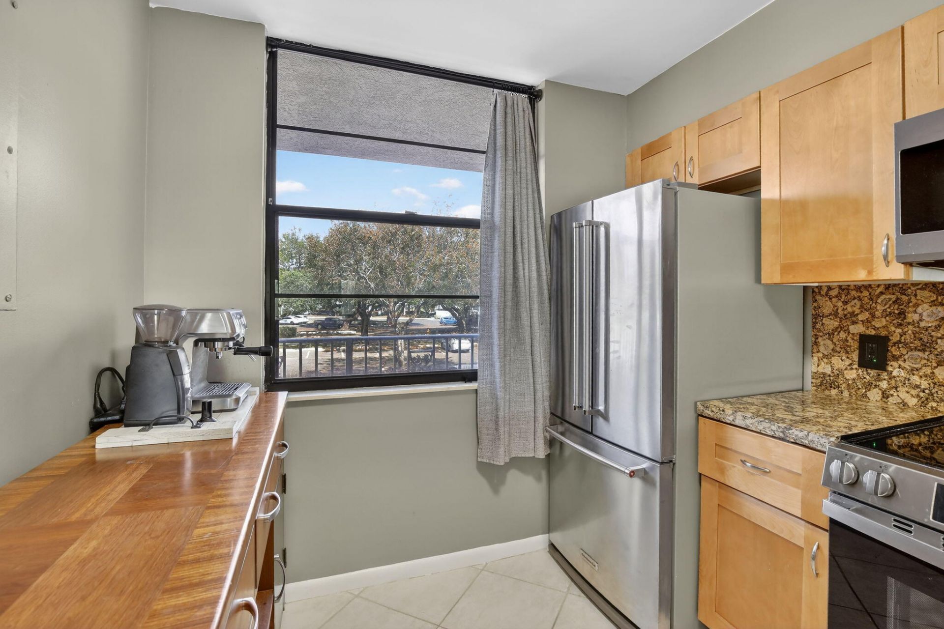 1528 Whitehall Drive, Unit 202, Davie, FL 33324 Photo