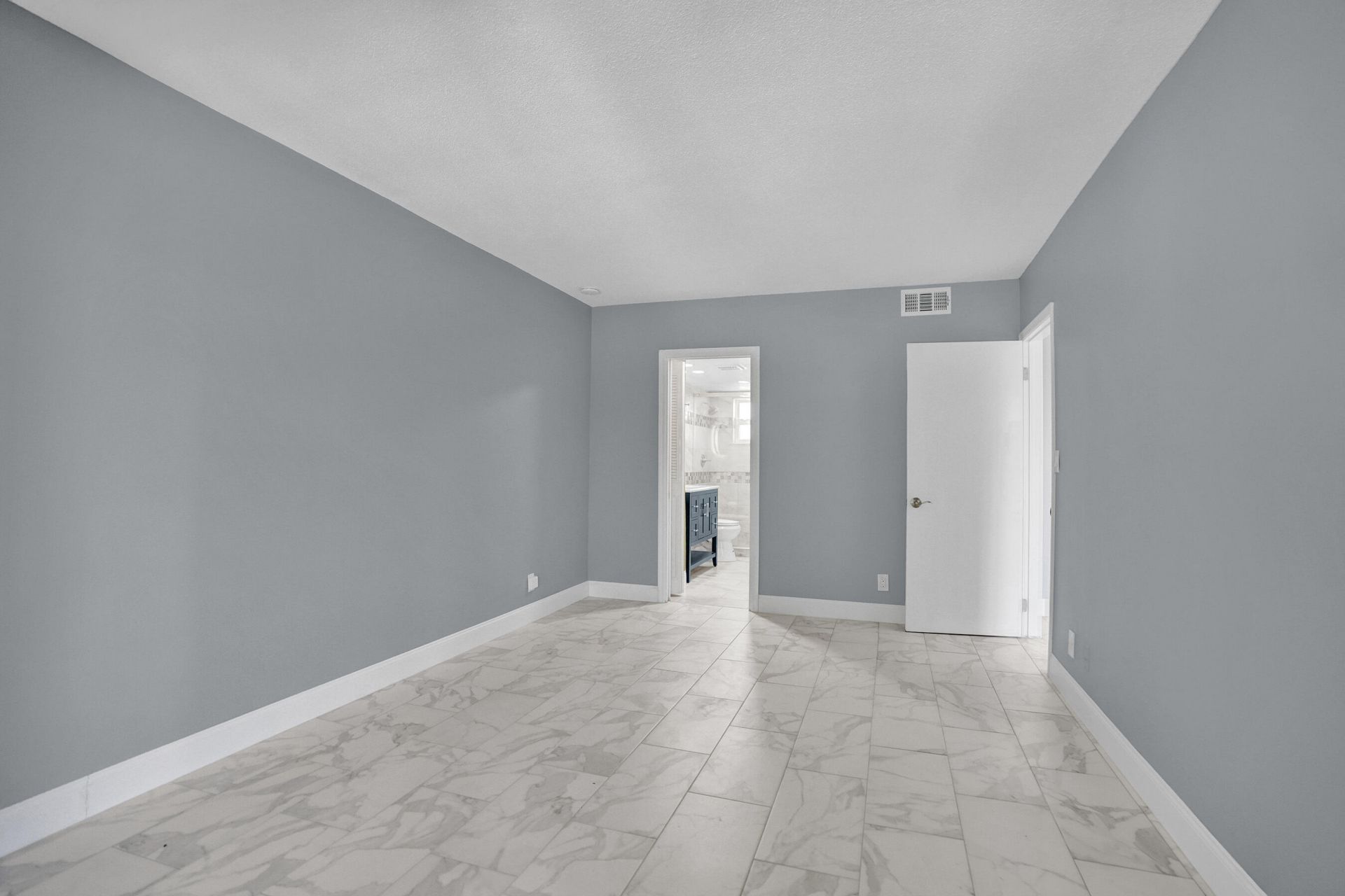 1481 S Ocean Boulevard, Unit 308, Lauderdale by the Sea, FL 33062 Photo