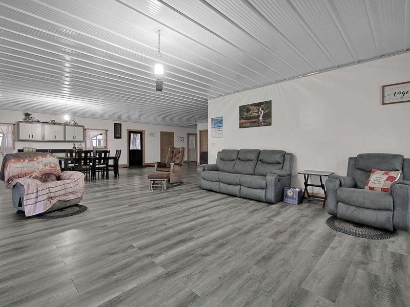 10867 Township Road 56 NE, Mount Perry, OH 43760 Photo 10