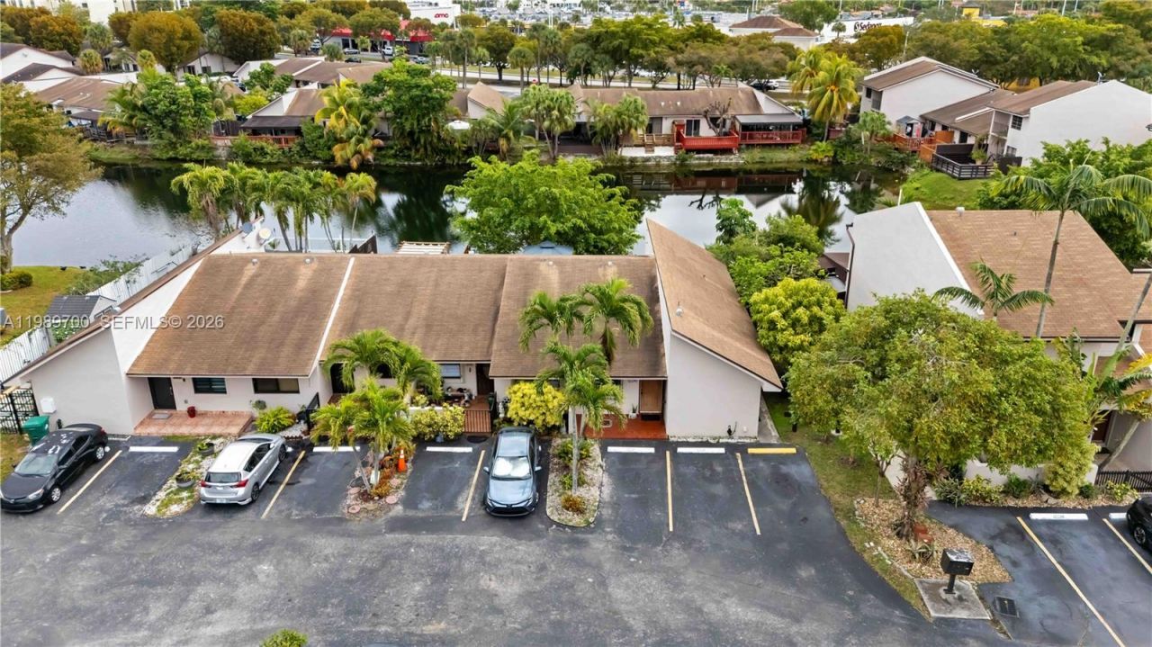 12241 SW 24th Ter , Unit 39, Miami, FL 33175 Photo