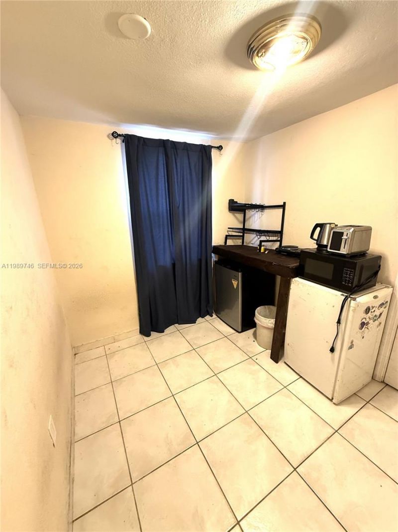 9615 NW 26th Ave, Miami, FL 33147 Photo