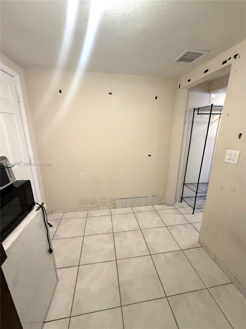 9615 NW 26th Ave, Miami, FL 33147 Photo