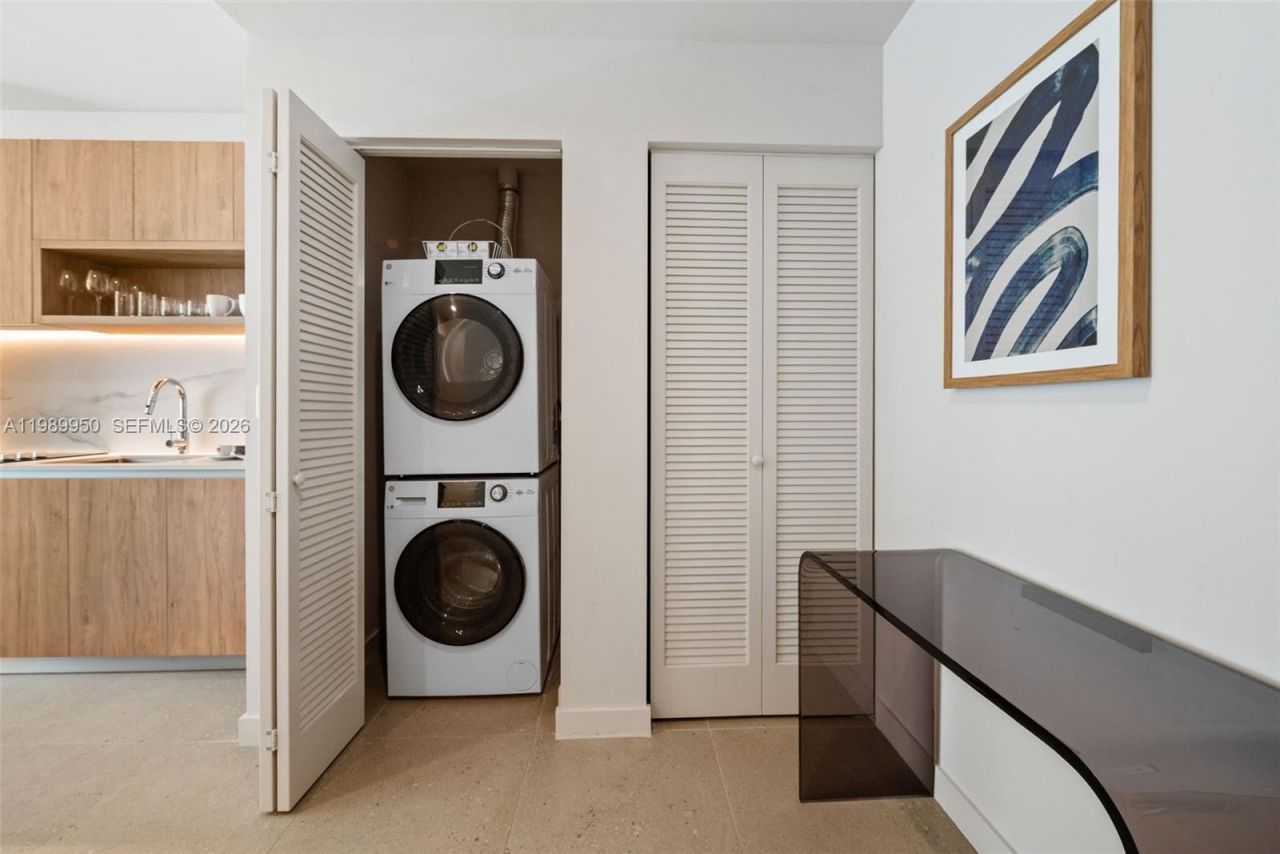 11 NE 26th St, Unit 2605, Miami, FL 33132 Photo