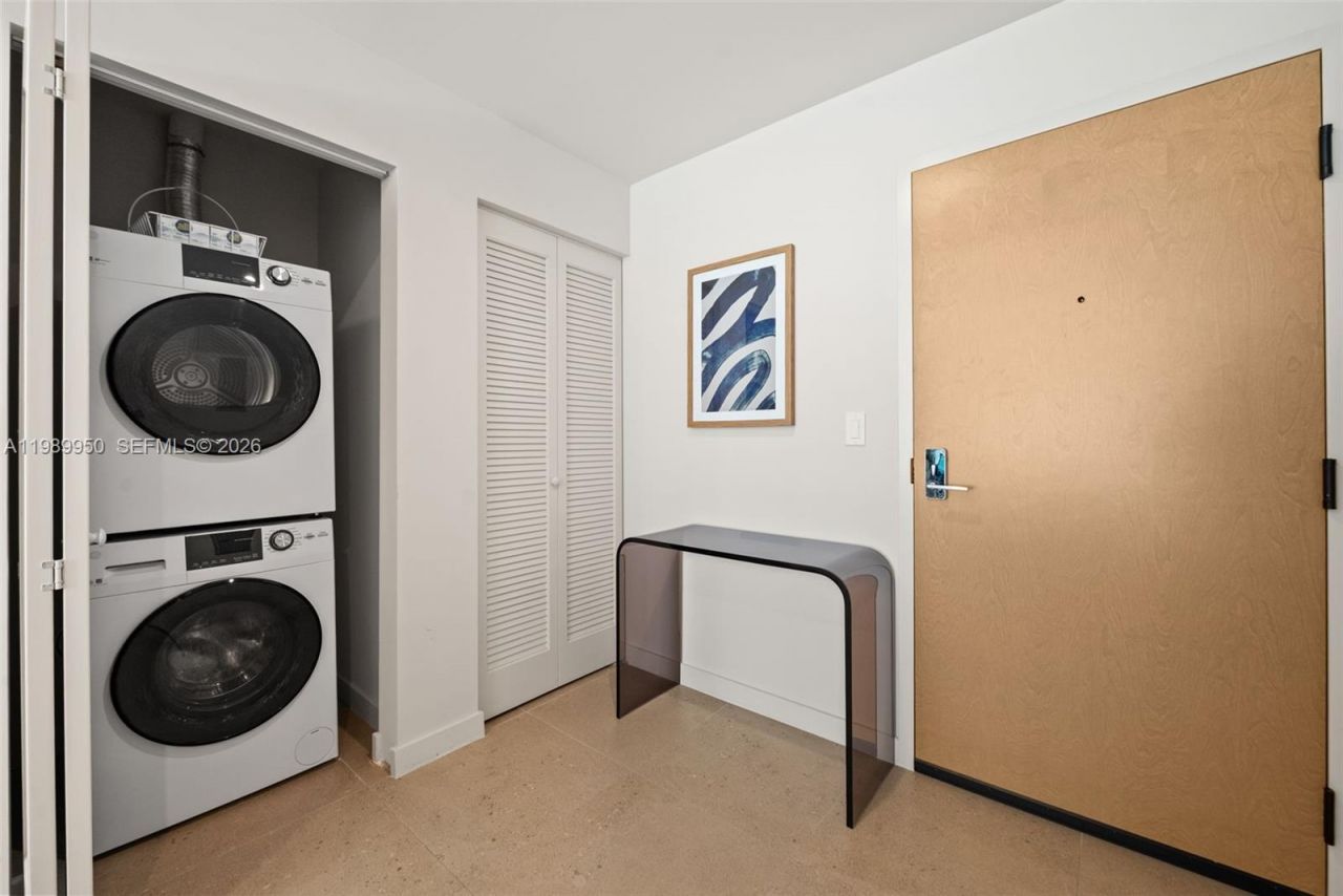 11 NE 26th St, Unit 2605, Miami, FL 33132 Photo