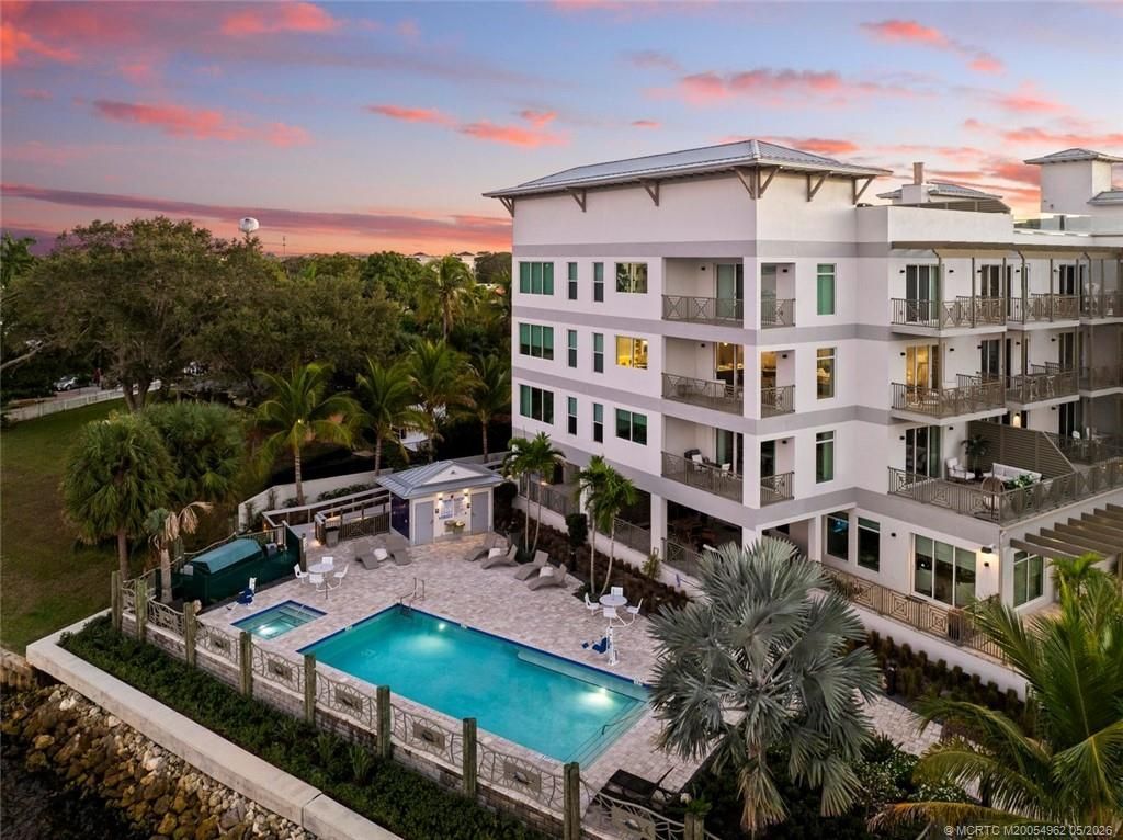 41 SW Seminole Street, Unit 307, Stuart, FL 34994 Photo
