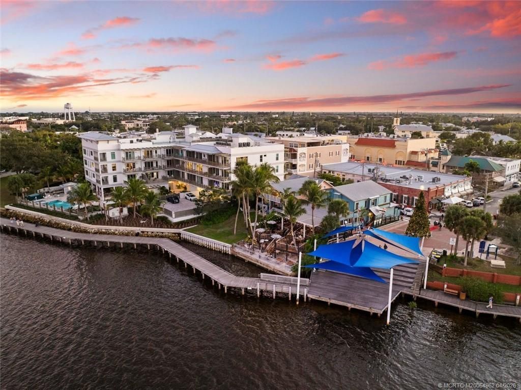 41 SW Seminole Street, Unit 307, Stuart, FL 34994 Photo