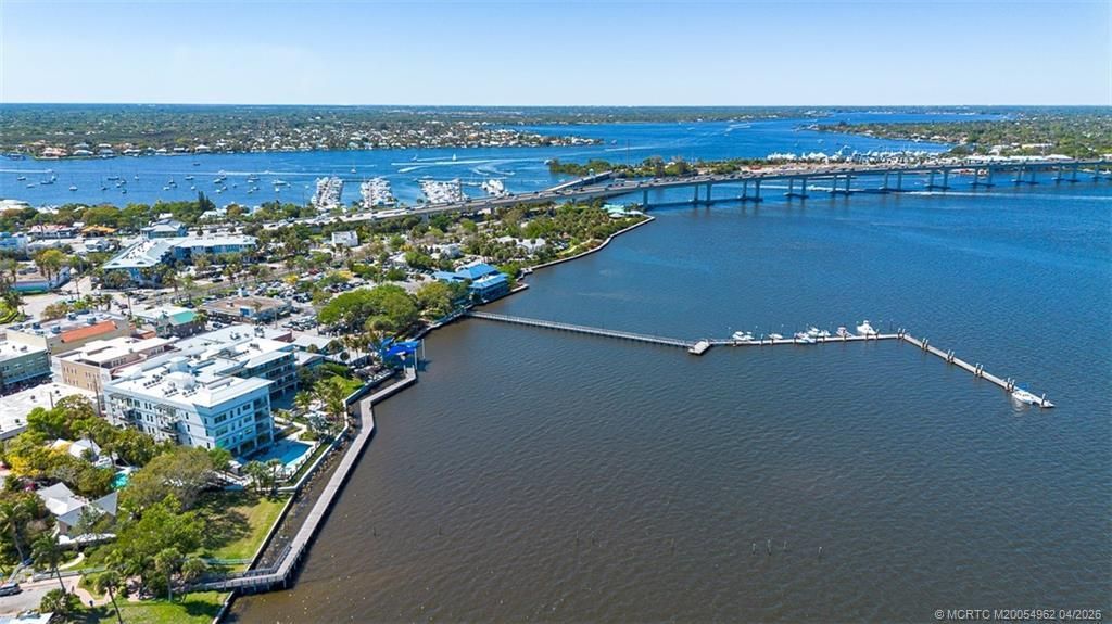 41 SW Seminole Street, Unit 307, Stuart, FL 34994 Photo