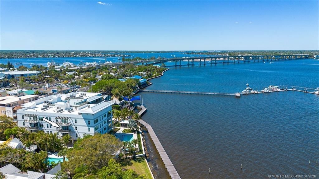 41 SW Seminole Street, Unit 307, Stuart, FL 34994 Photo