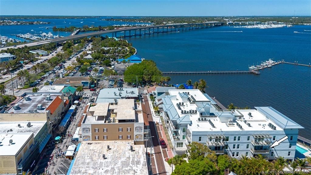 41 SW Seminole Street, Unit 307, Stuart, FL 34994 Photo