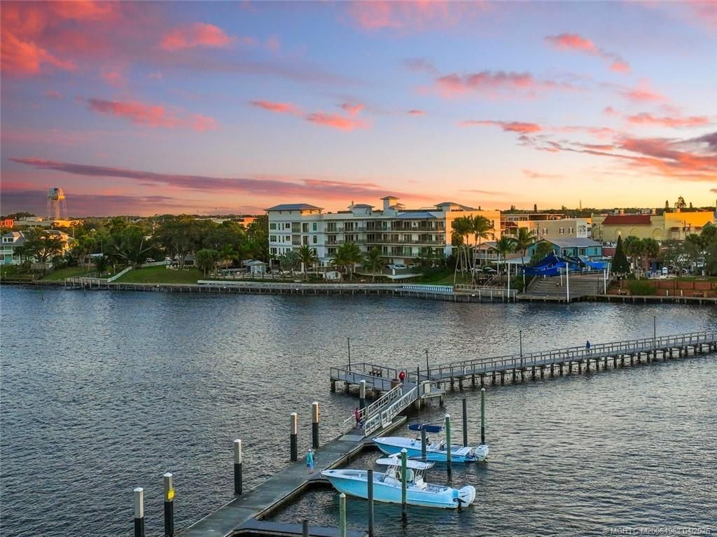 41 SW Seminole Street, Unit 307, Stuart, FL 34994 Photo