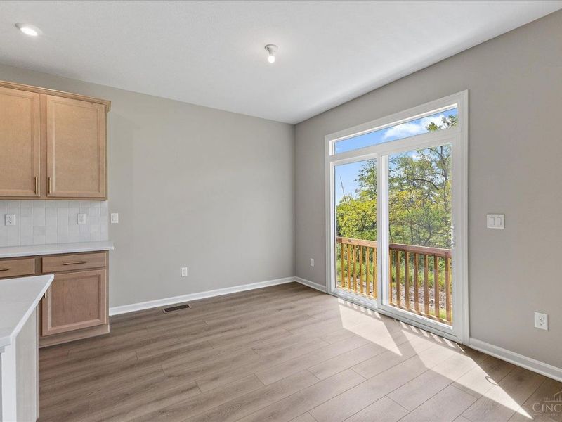 181 Farmstead Boulevard, Springboro, OH 45066 Photo 11
