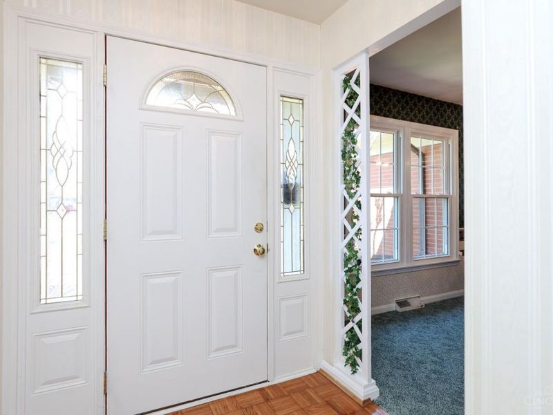 7214 Greenfarms Drive, Springfield Twp., OH 45224 Photo 10