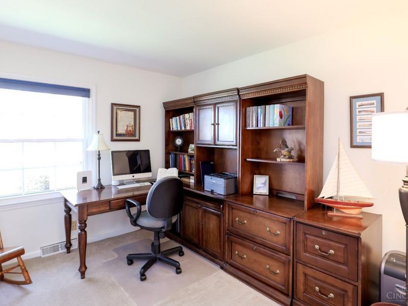 7214 Greenfarms Drive, Springfield Twp., OH 45224 Photo 12