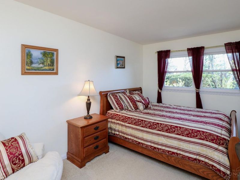 7214 Greenfarms Drive, Springfield Twp., OH 45224 Photo 14