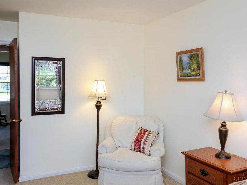 7214 Greenfarms Drive, Springfield Twp., OH 45224 Photo 15