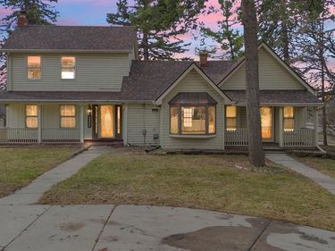 8202 N Inkster Road, Dearborn Heights, MI 48127