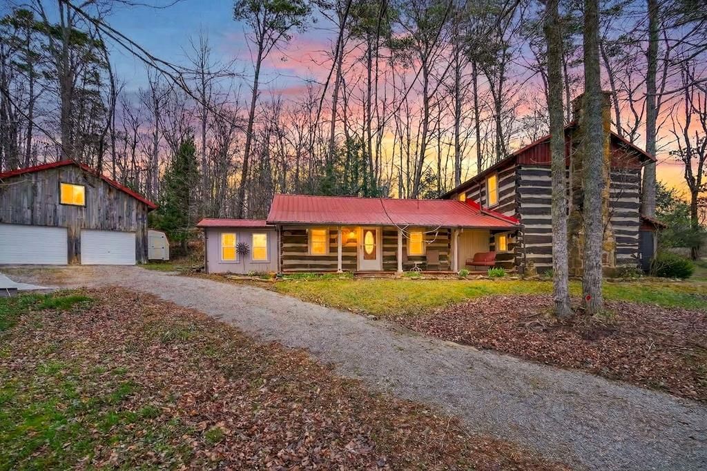 2261 Valley Chapel Road, Jackson, OH 45640 Main Photo